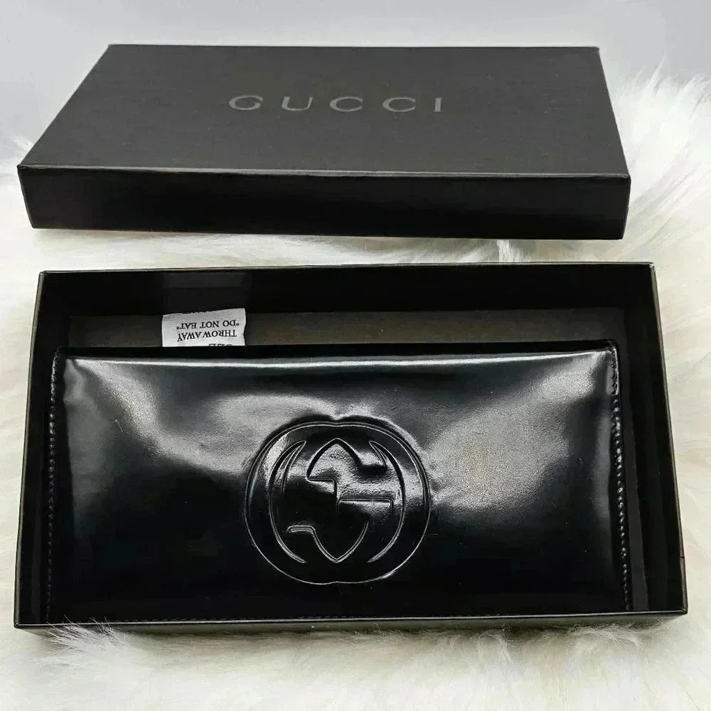 Interlocking G Vernis BiFold Long Wallet